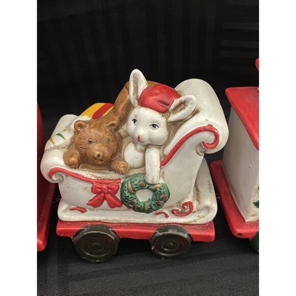 Vintage House of Lloyd Christmas Around the World 4 Pc Ceramic Train - Picture 3 of 12